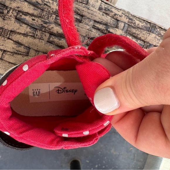 Baby Gap - Minnie Mouse sneakers - size 6 - Picture 6 of 6